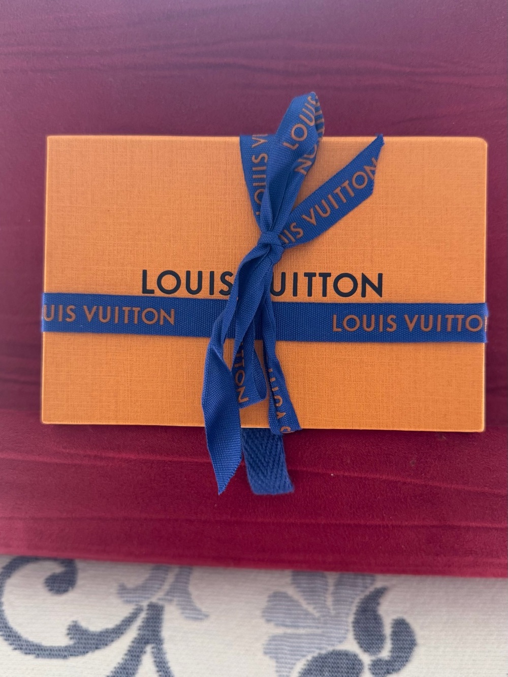Louis Vuitton Confidential Bracelet with Gold details. 💥Authentic💥 - Picture 5 of 12
